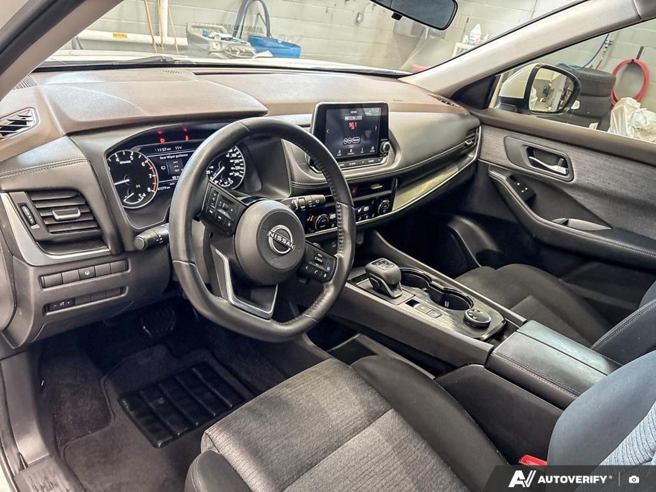 2023 Nissan Rogue  Photo