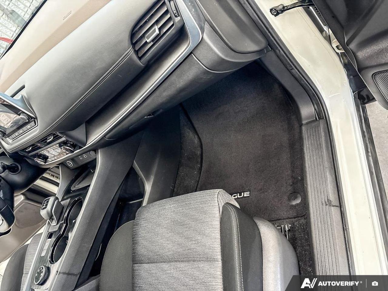 2023 Nissan Rogue  Photo