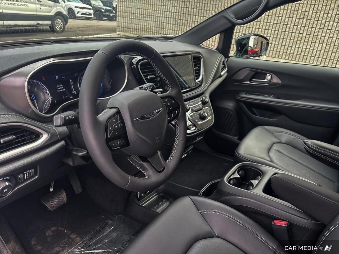 2026 Chrysler Pacifica Select All-Wheel Drive Passenger Van Photo