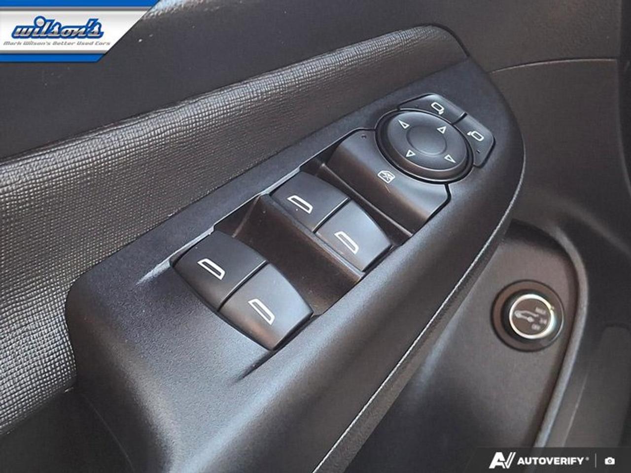 2024 Buick Envista Avenir | Leather | Sunroof | Heated Wheel + Seats | Power Seat | Rear Camera | Alloy Wheels & More ! Photo