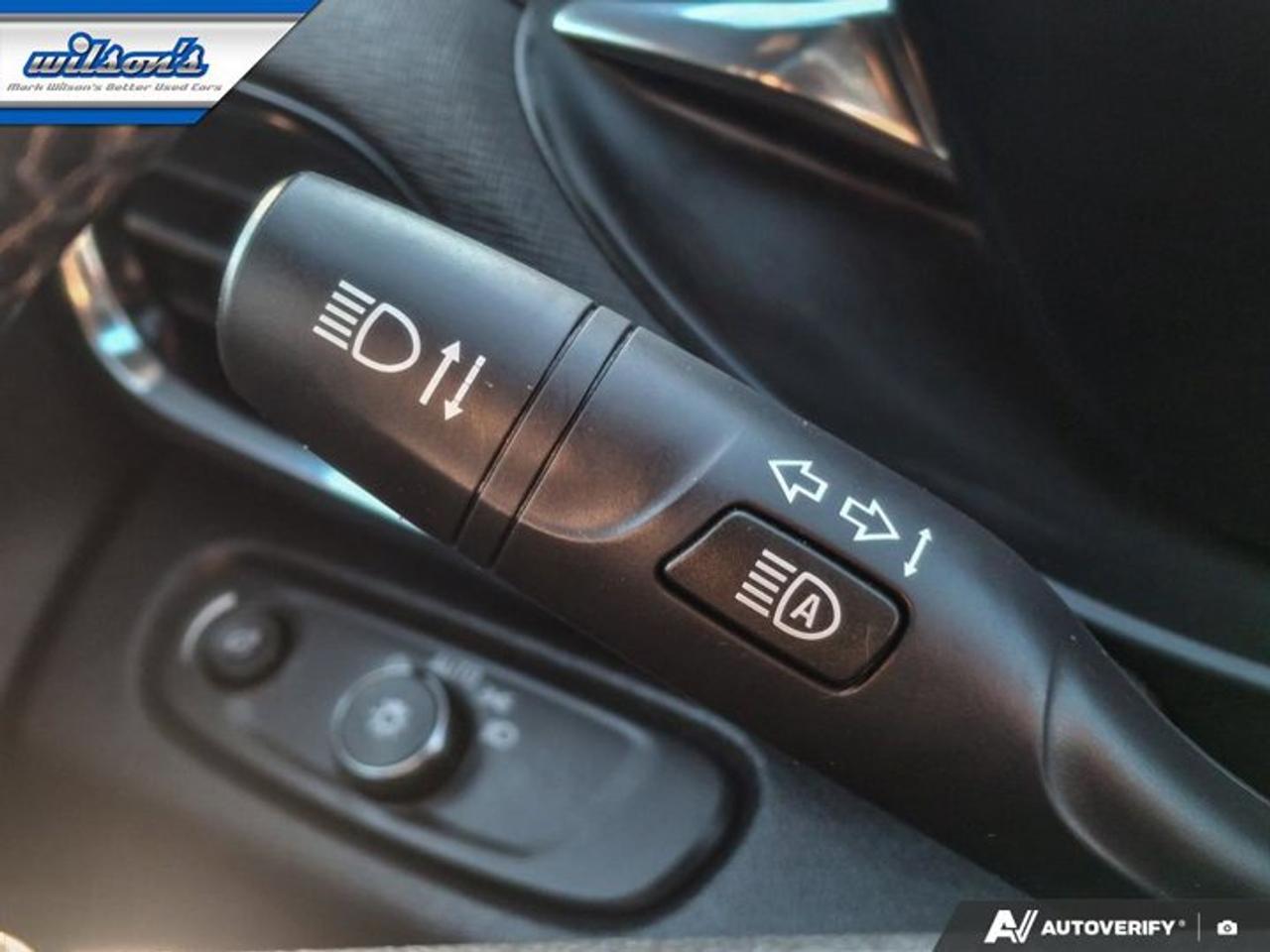 2025 Buick Envista Avenir | Leather | Sunroof | Heated Wheel + Seats | Power Liftgate | Wireless CarPlay and More ! Photo