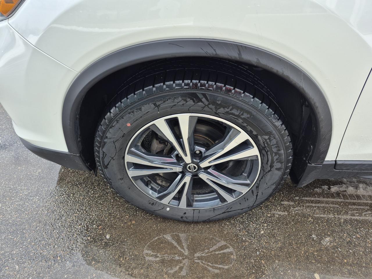 2020 Nissan Rogue SV MOONROOF +TECHNOLOGY Photo33