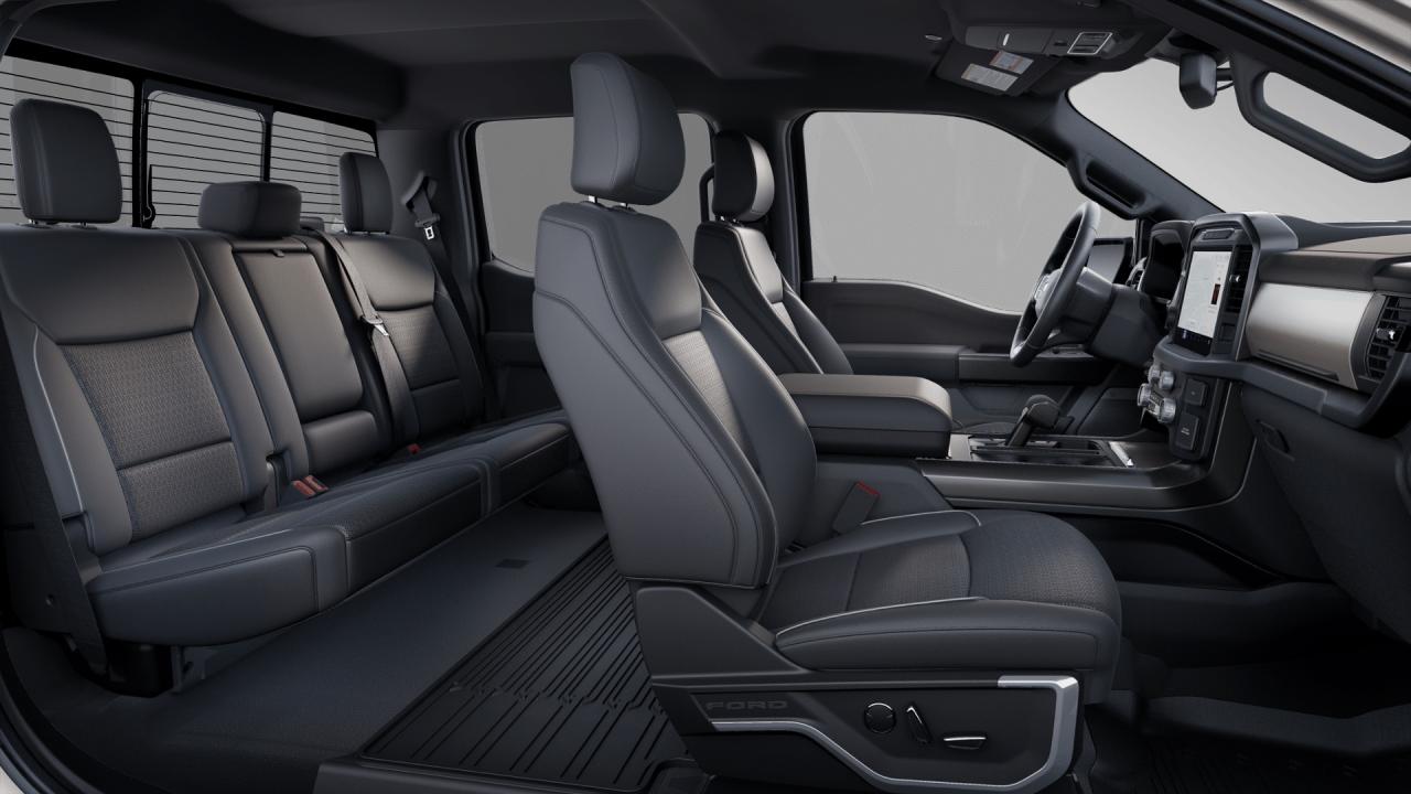 2025 Ford F-150 Lariat Photo5