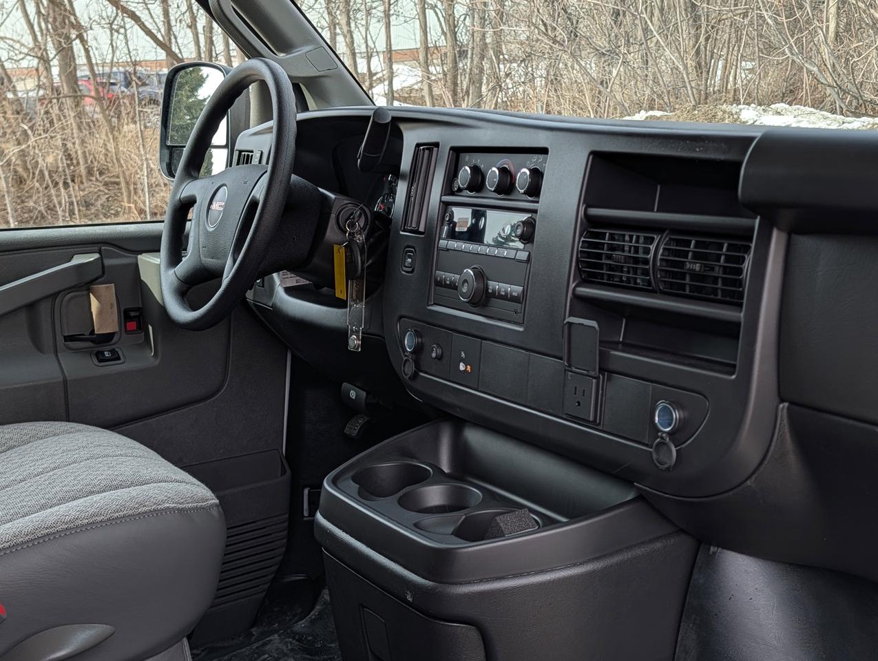 2026 GMC Savana Cargo Van  Photo