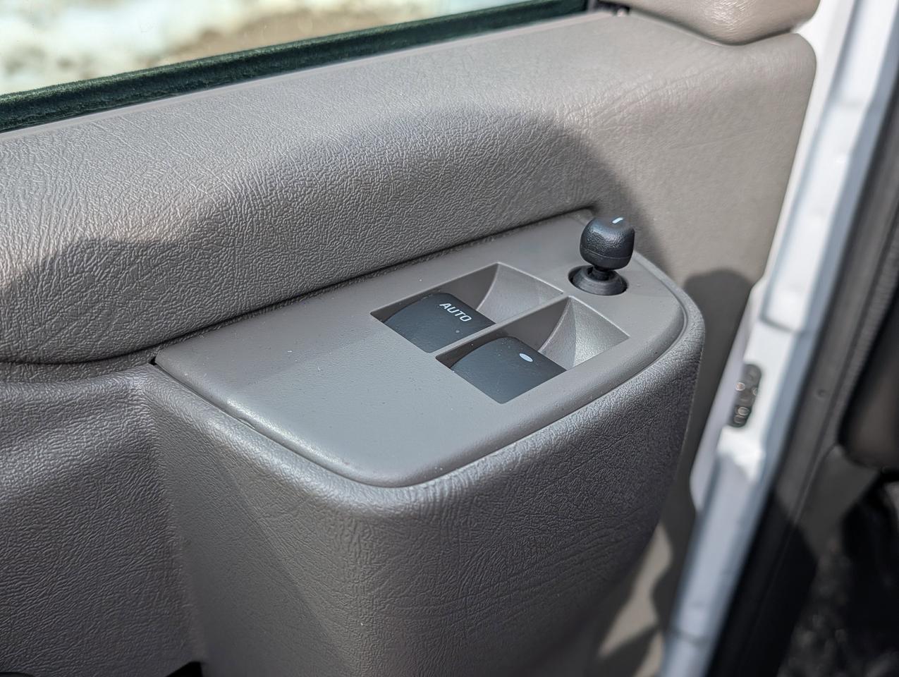 2026 GMC Savana Cargo Van  Photo