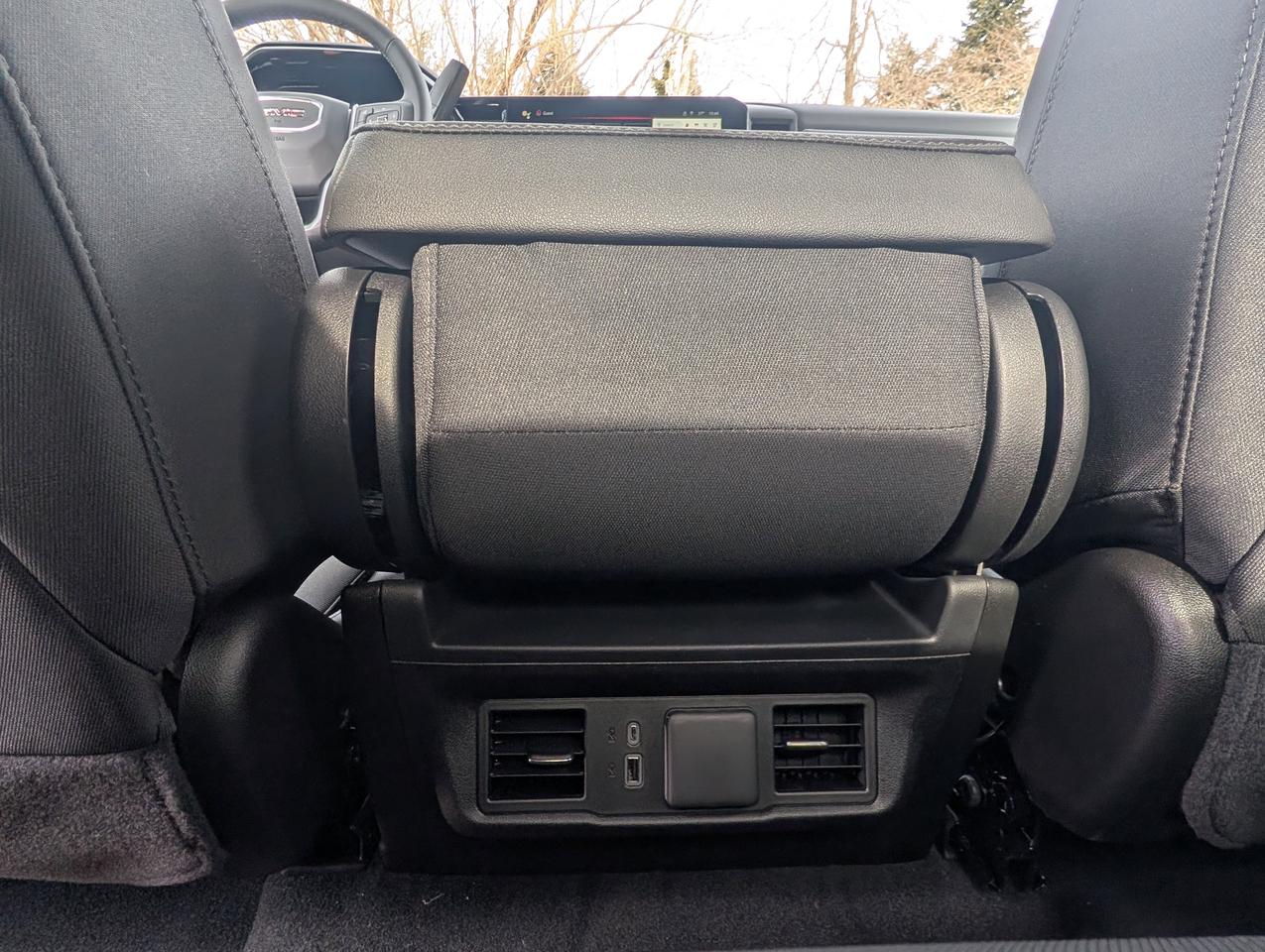 2026 GMC Sierra 1500 SLE Photo