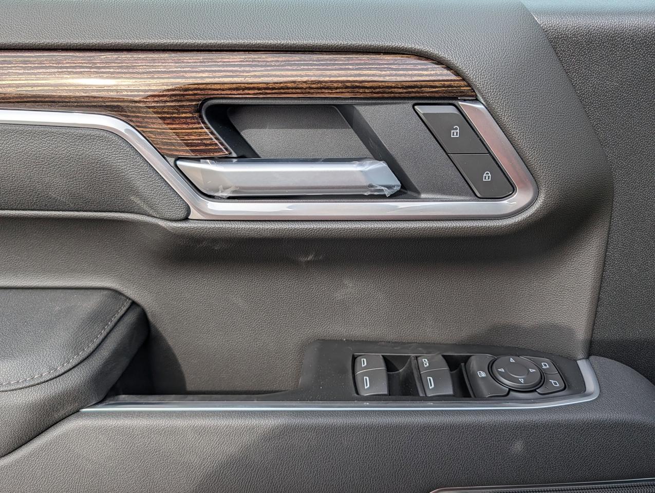 2026 GMC Sierra 1500 SLE Photo