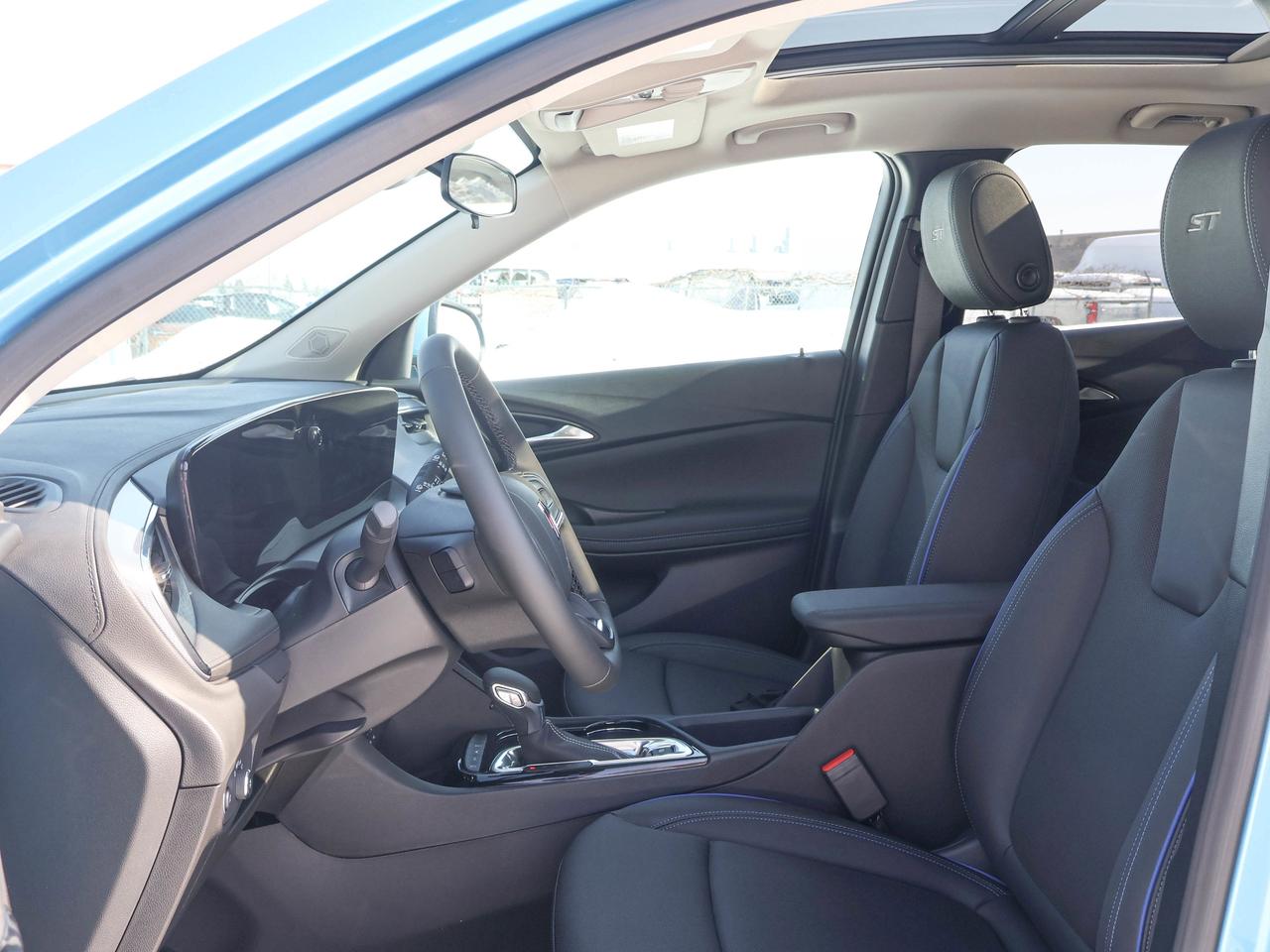 2026 Buick Encore GX Sport Touring Photo