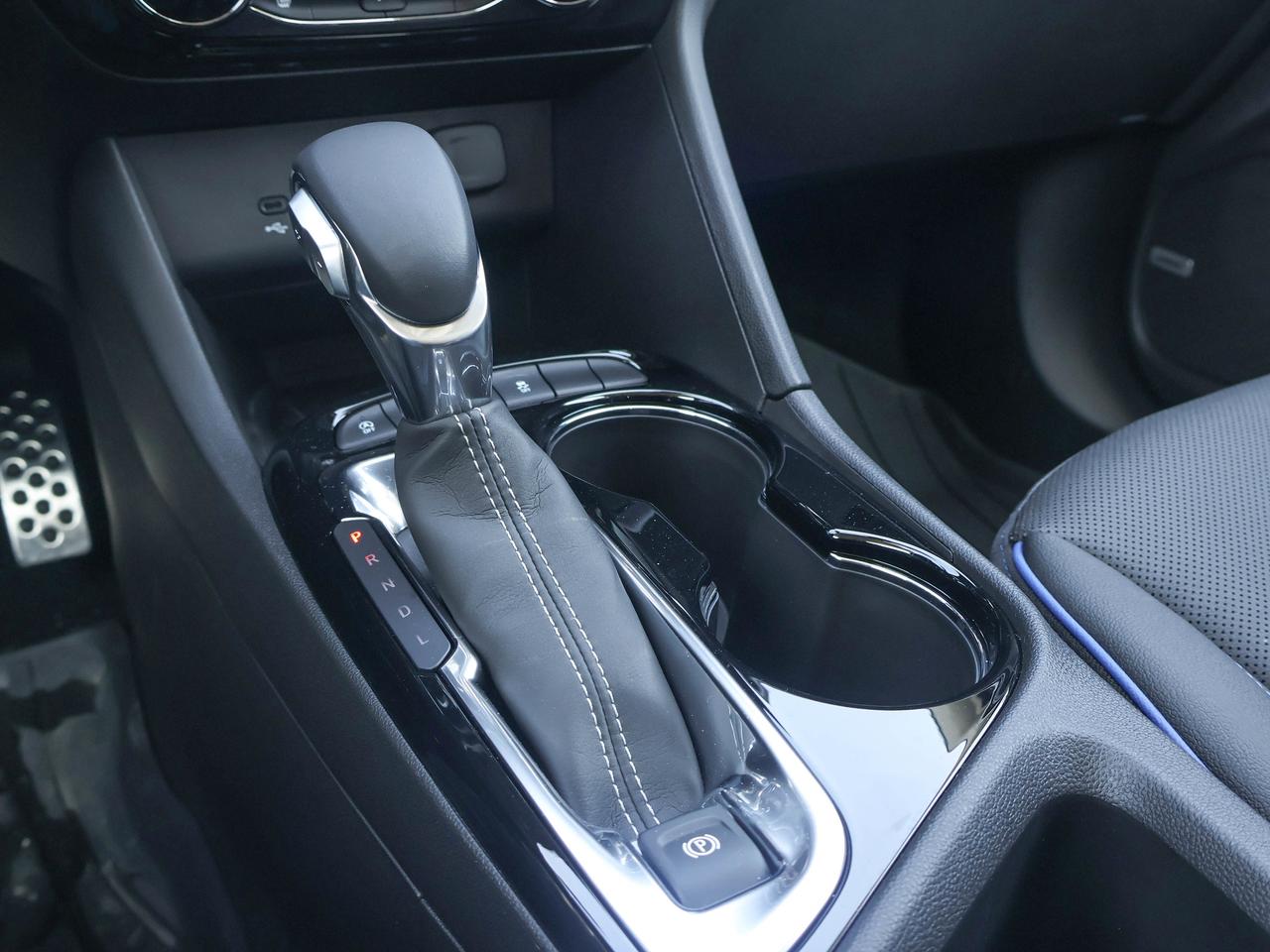 2026 Buick Encore GX Sport Touring Photo