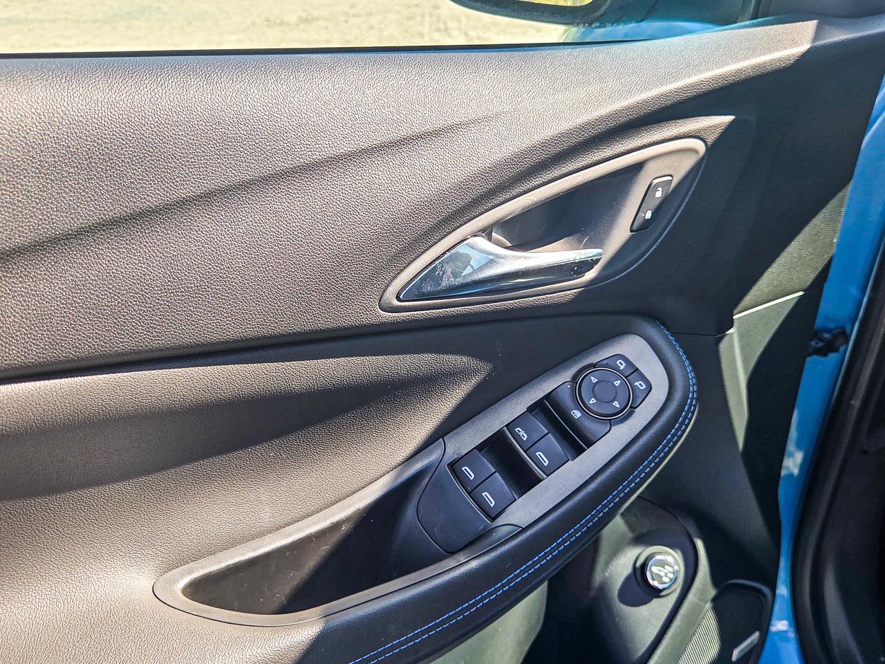 2026 Buick Encore GX Sport Touring Photo