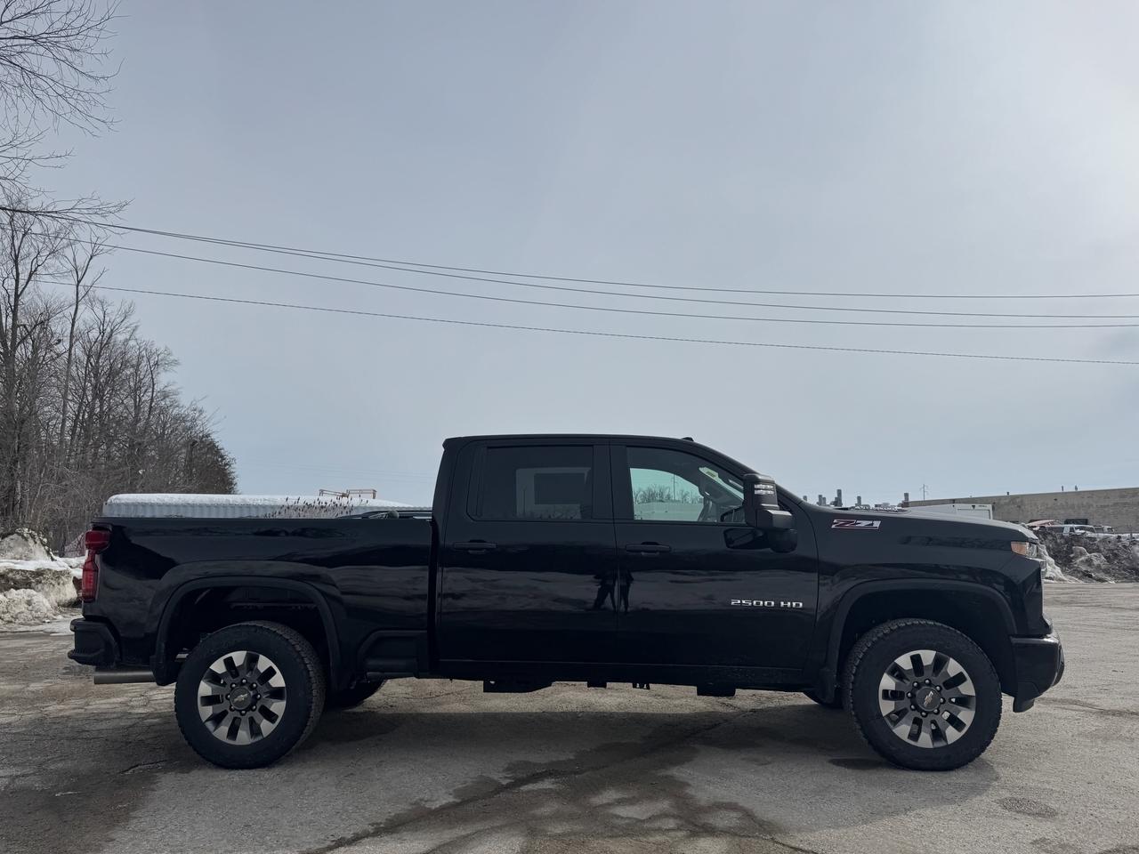 2026 Chevrolet SILVERADO 2500HD Custom Photo
