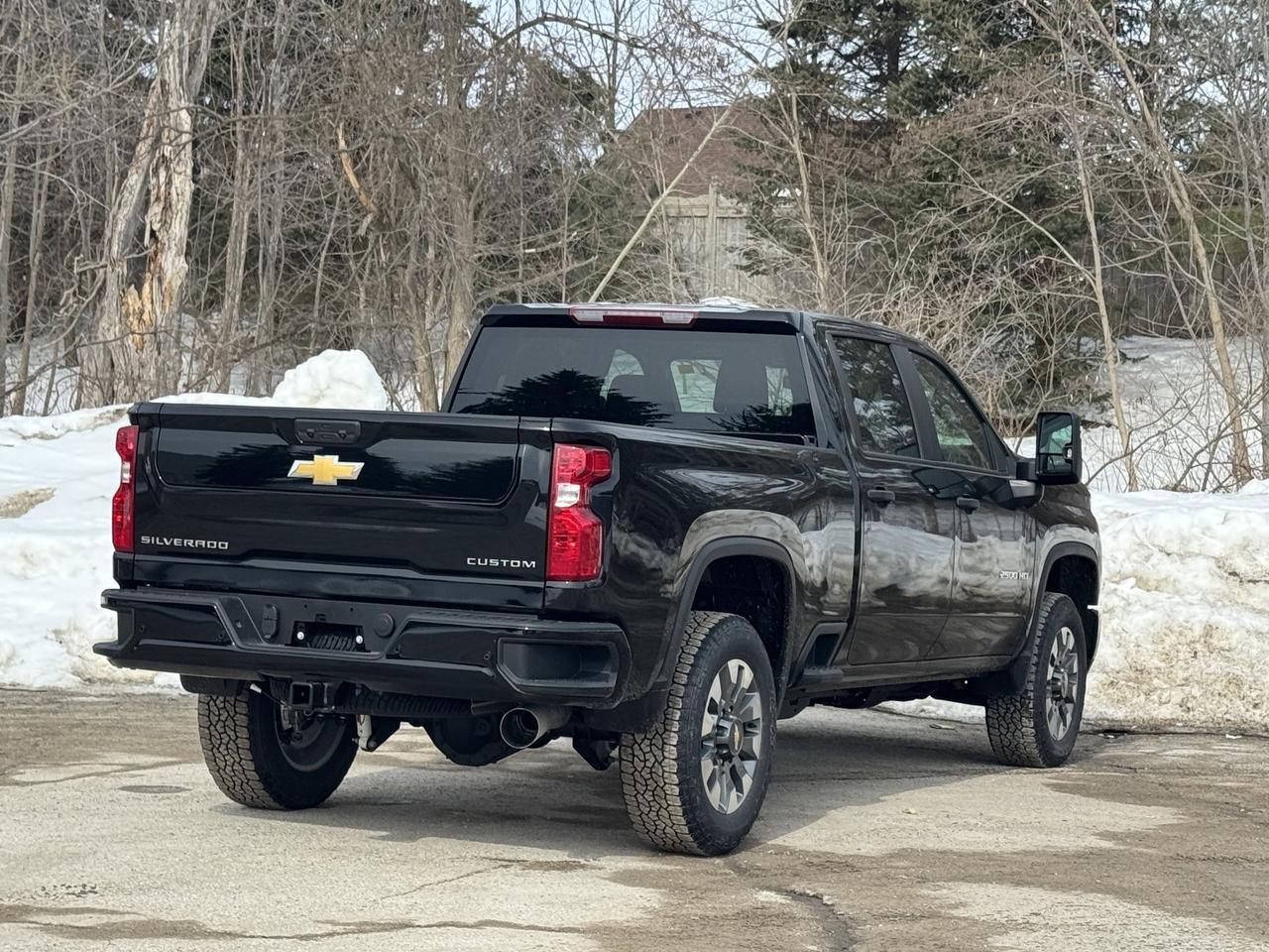 2026 Chevrolet SILVERADO 2500HD Custom Photo
