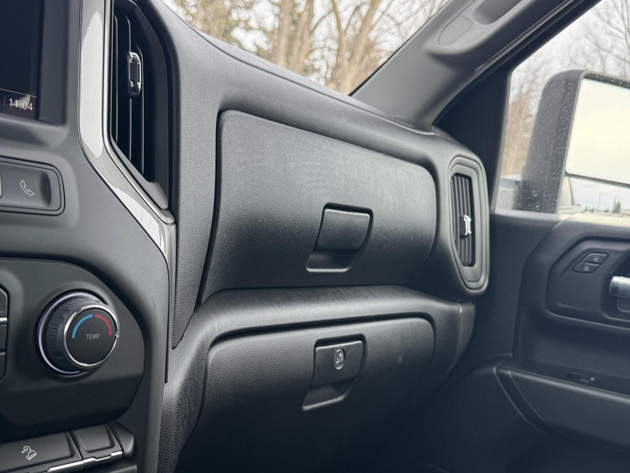 2026 Chevrolet SILVERADO 2500HD Custom Photo