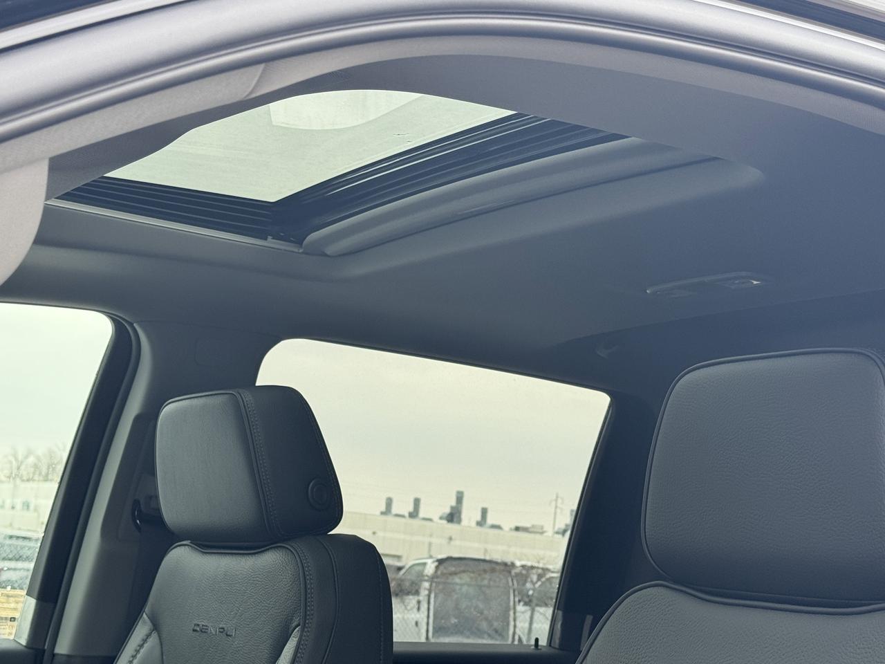 2026 GMC SIERRA 2500HD DENALI Photo