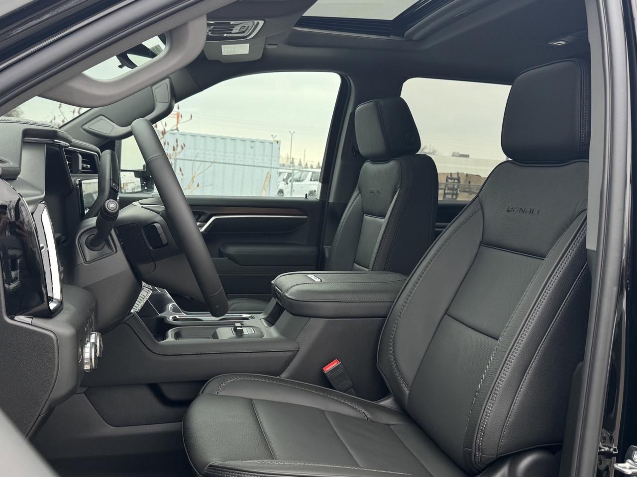2026 GMC SIERRA 2500HD DENALI Photo