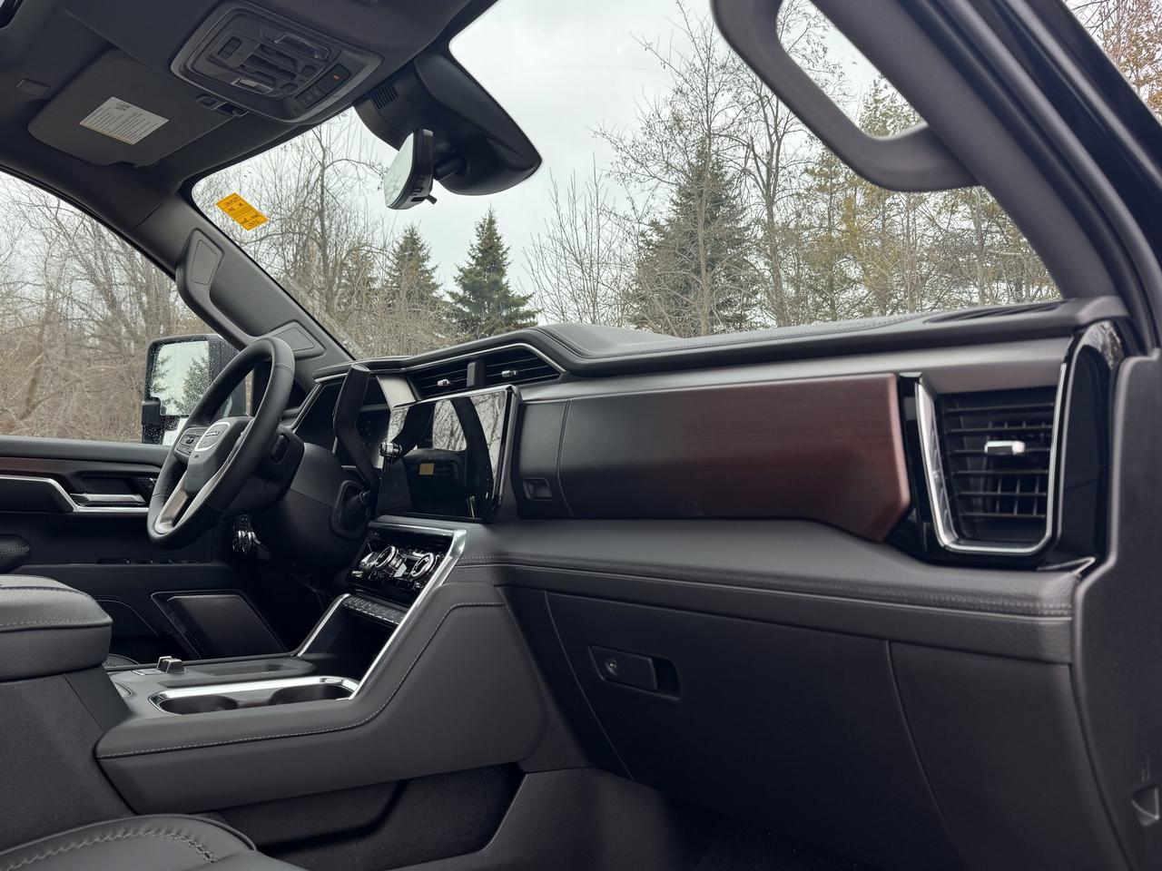 2026 GMC SIERRA 2500HD DENALI Photo