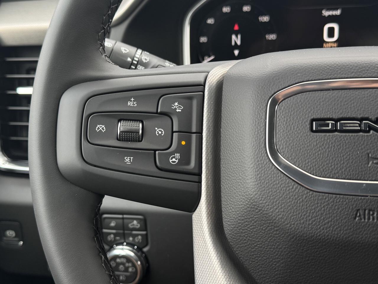 2026 GMC SIERRA 2500HD DENALI Photo