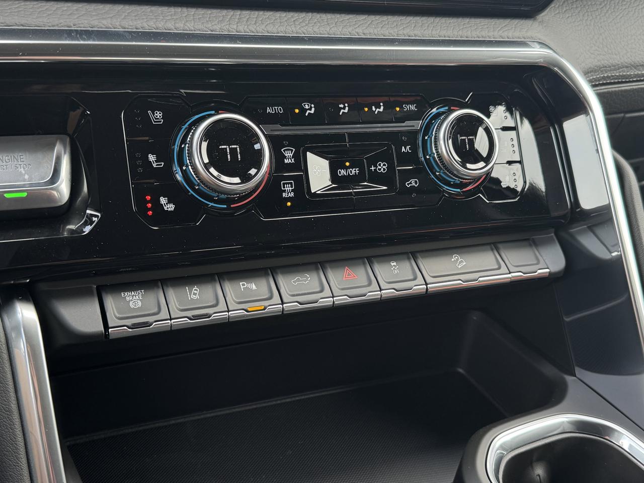 2026 GMC SIERRA 2500HD DENALI Photo