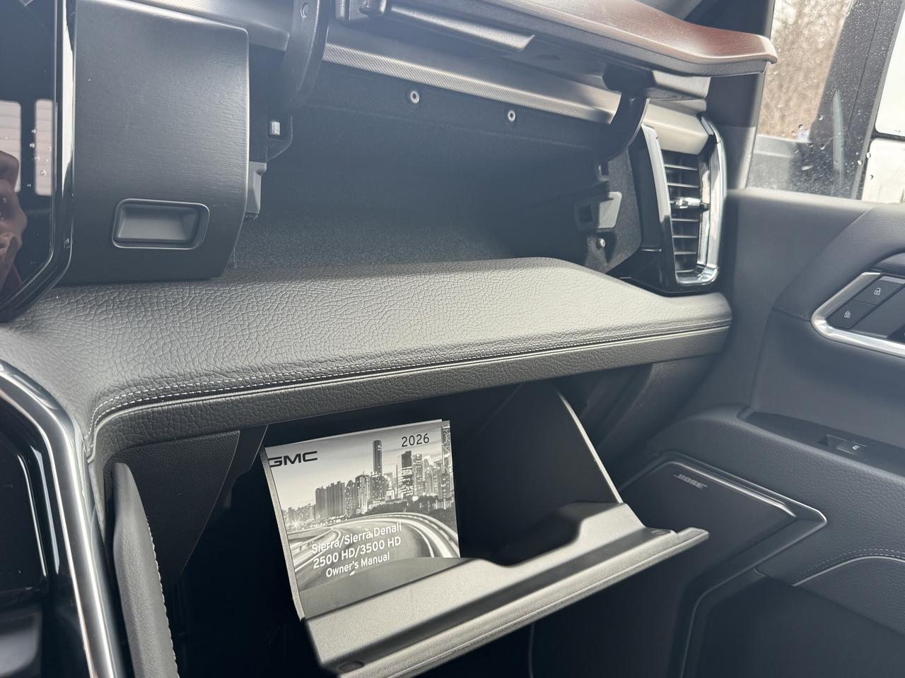 2026 GMC SIERRA 2500HD DENALI Photo
