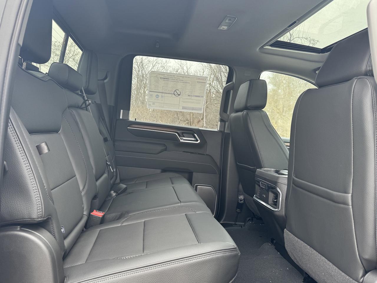 2026 GMC SIERRA 2500HD DENALI Photo