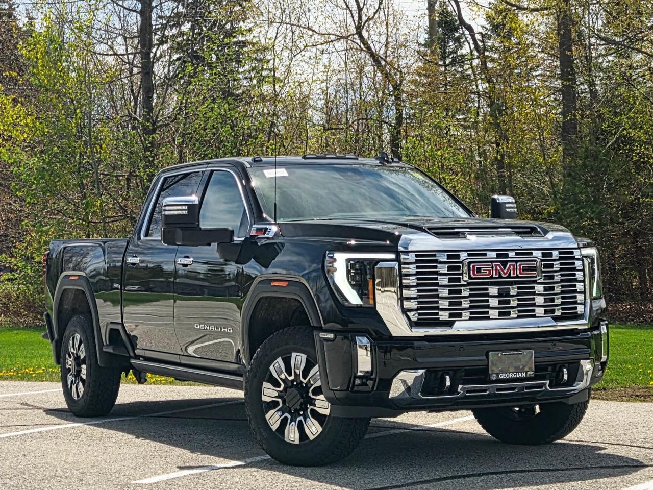 2026 GMC SIERRA 2500HD DENALI Photo