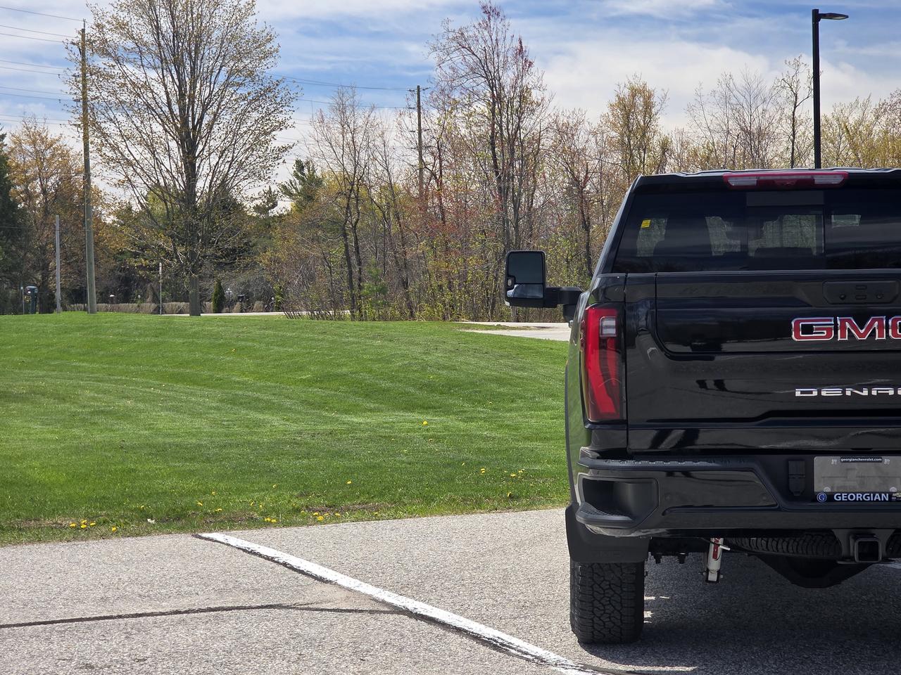 2026 GMC SIERRA 2500HD DENALI Photo