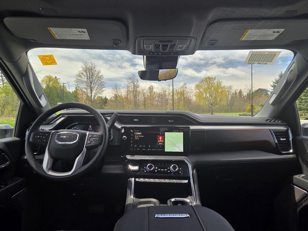 2026 GMC SIERRA 2500HD DENALI Photo