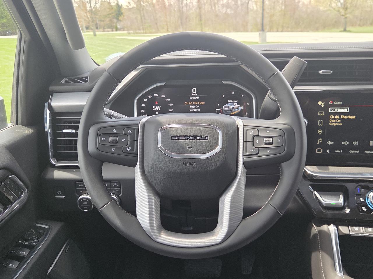 2026 GMC SIERRA 2500HD DENALI Photo