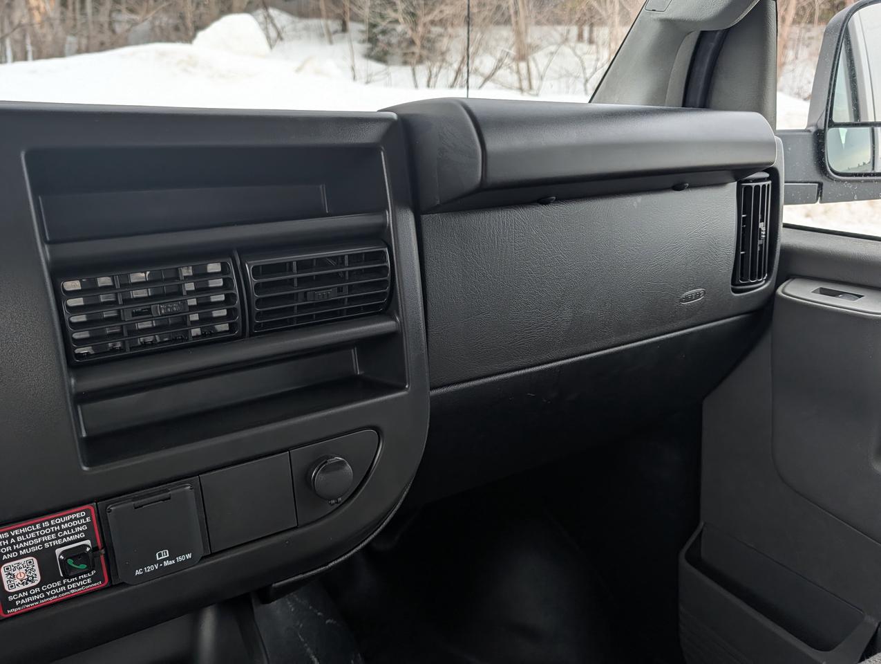 2026 GMC Savana Cargo Van  Photo