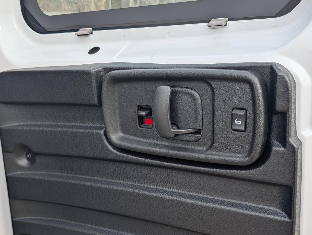 2026 GMC Savana Cargo Van  Photo