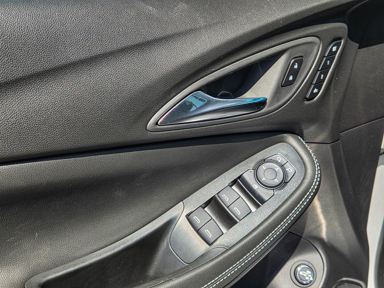 2026 Buick Encore GX Avenir Photo