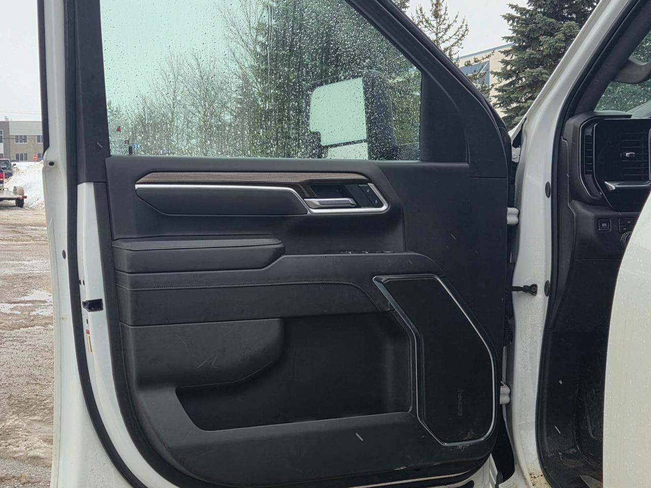 2025 Chevrolet SILVERADO 2500HD LT Photo