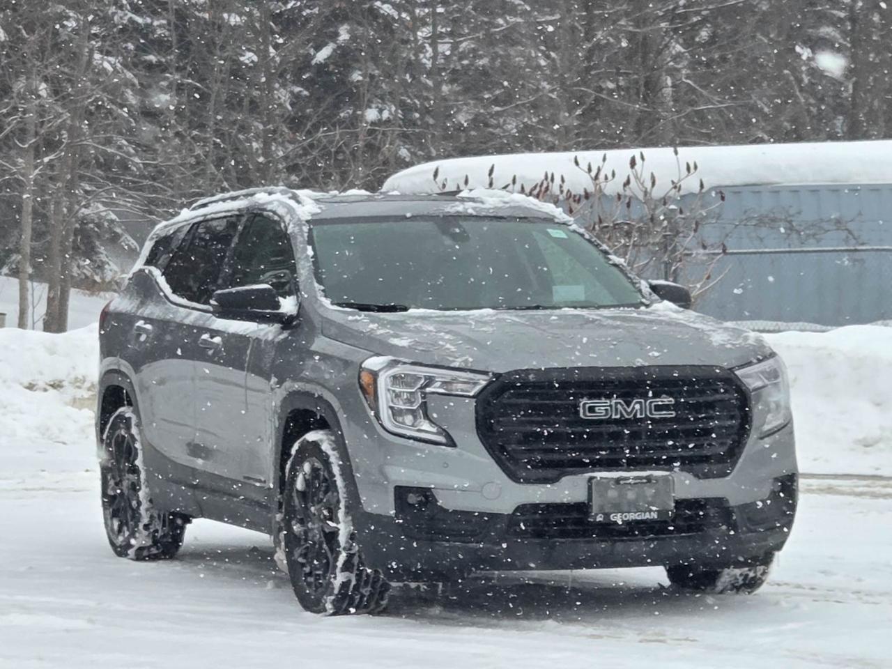 2023 GMC Terrain SLT Photo