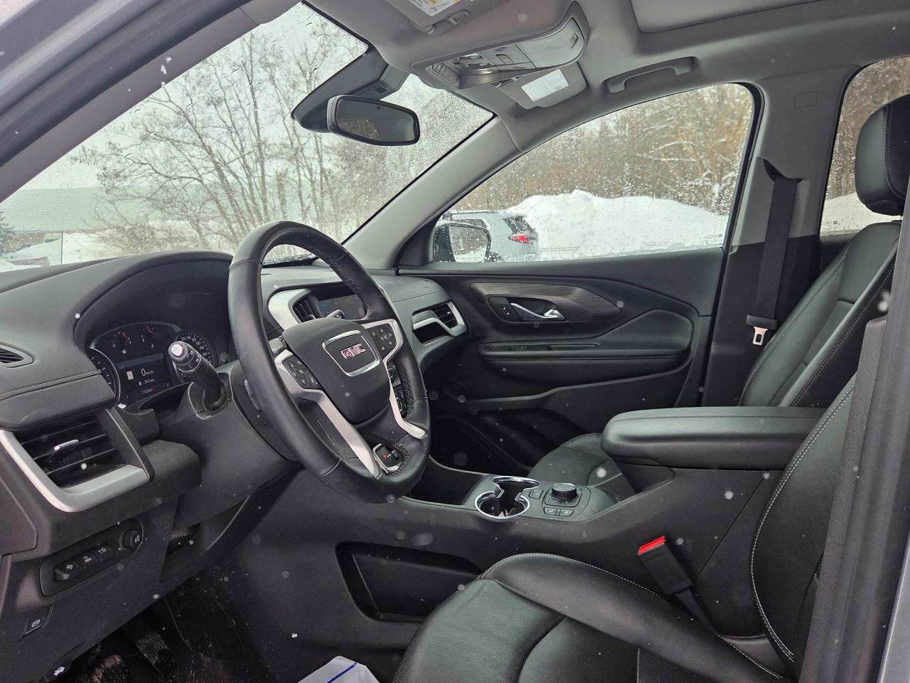 2023 GMC Terrain SLT Photo