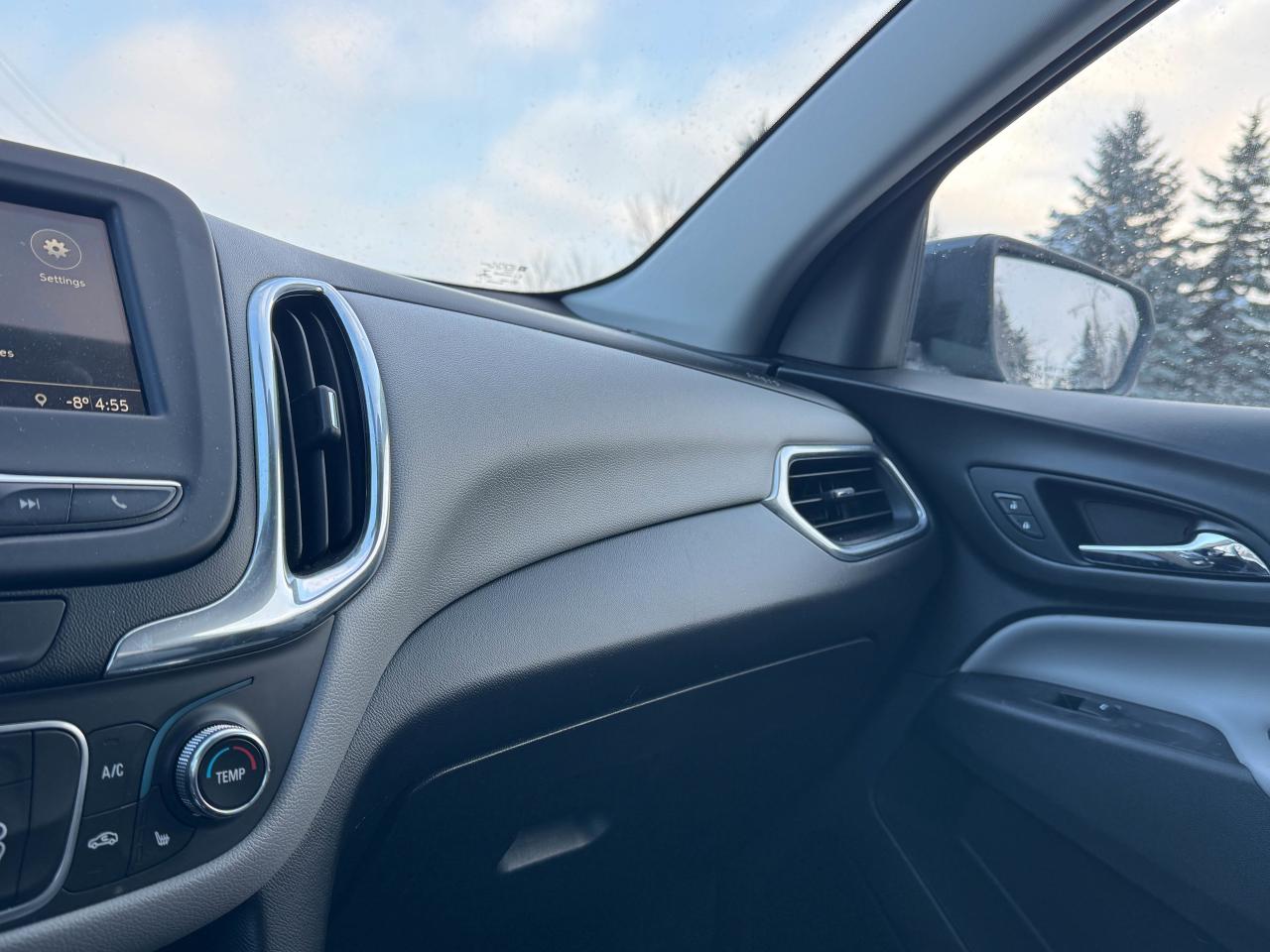 2019 Chevrolet Equinox LT Photo