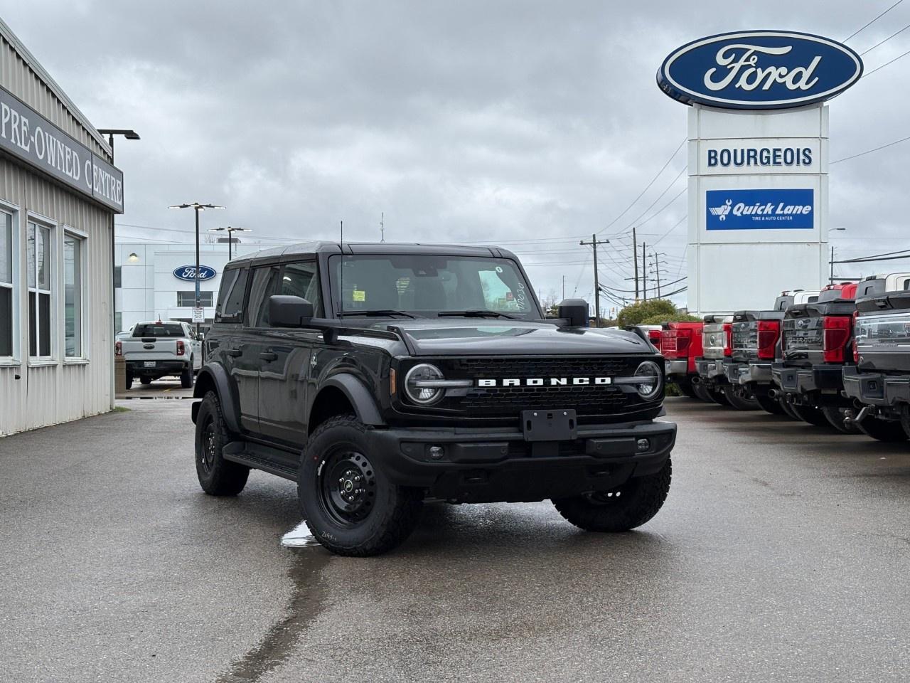 2026 Ford Bronco OUTER BANKS 4 DOOR 4X4 Photo