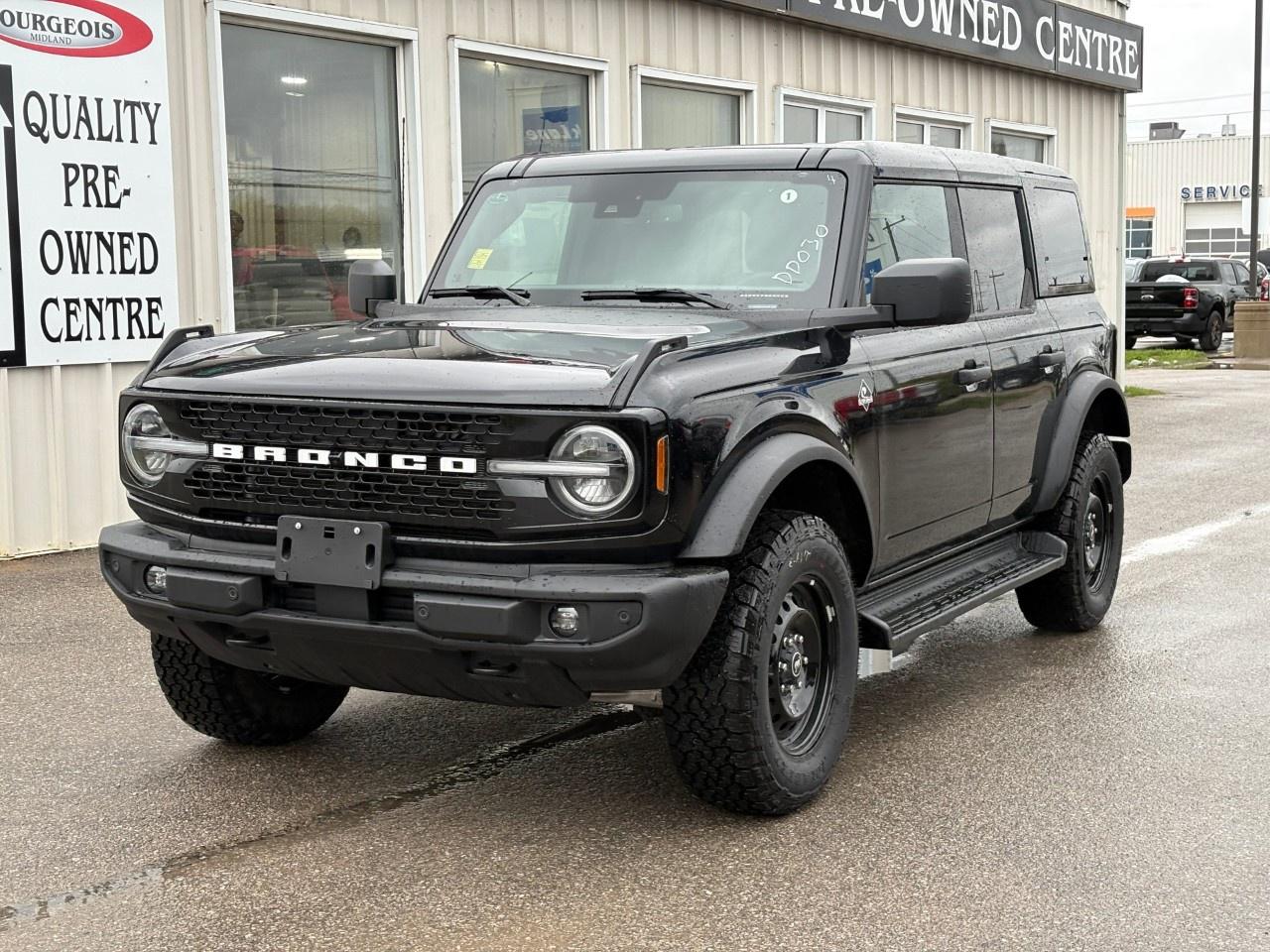 2026 Ford Bronco OUTER BANKS 4 DOOR 4X4 Photo