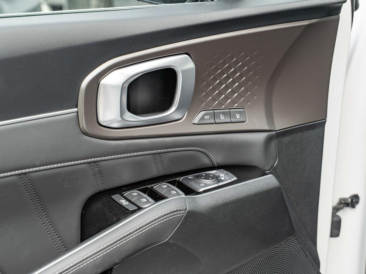 2026 Kia Sorento Plug-In Hybrid SX AWD Photo