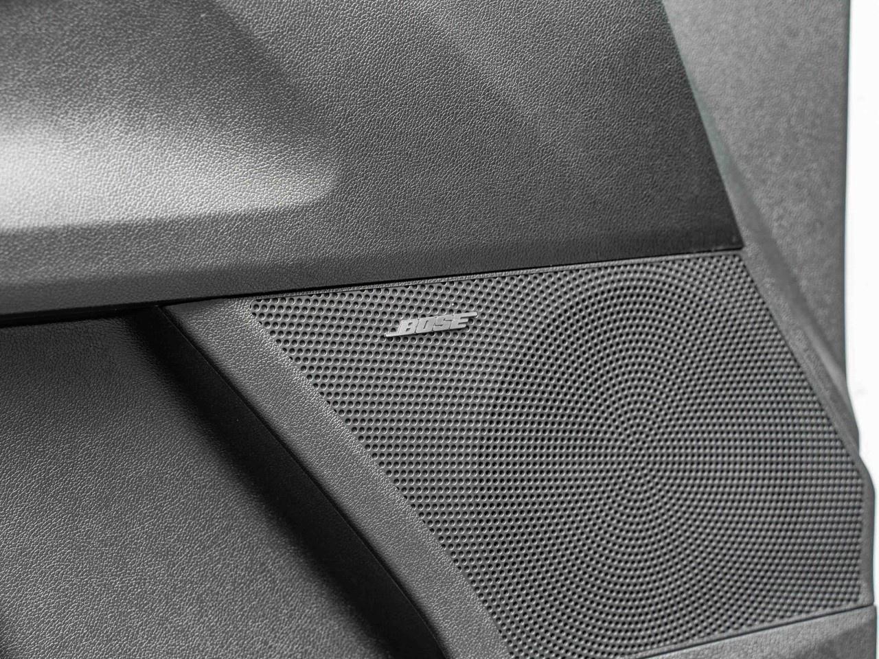 2026 Kia Sorento Plug-In Hybrid SX AWD Photo