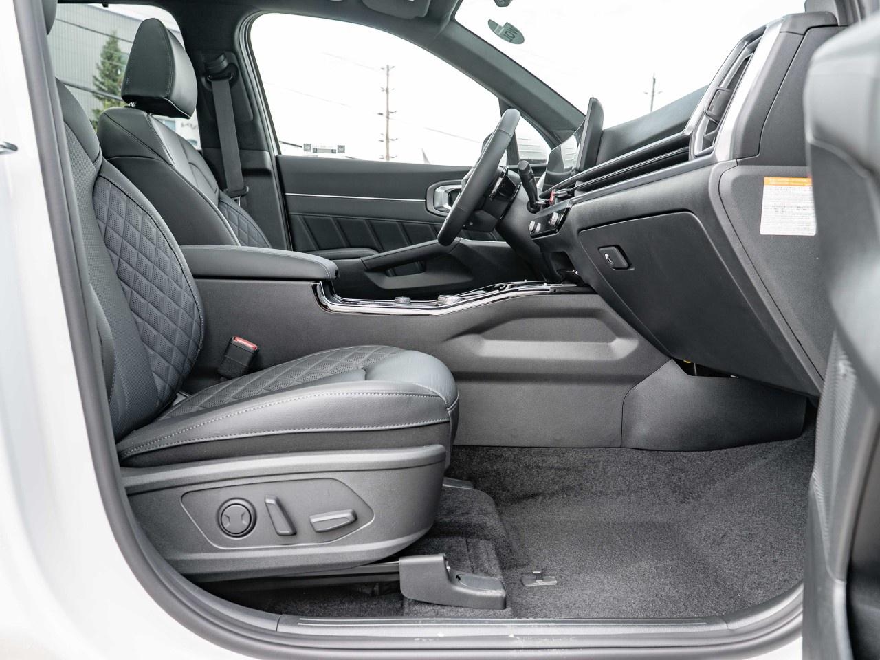 2026 Kia Sorento Plug-In Hybrid SX AWD Photo