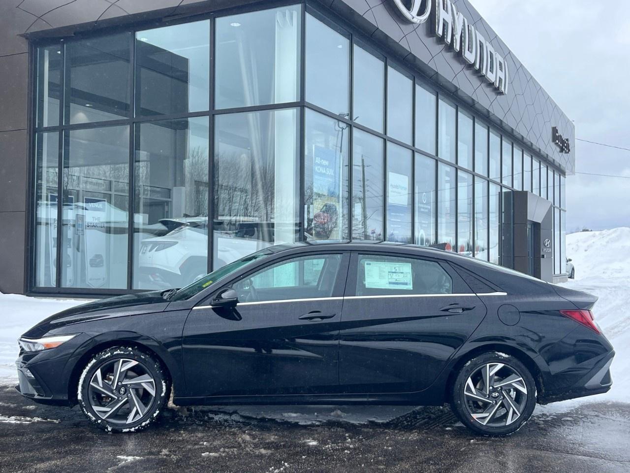 2026 Hyundai Elantra Hybrid Luxury Sedan w/Two-Tone Interior Photo