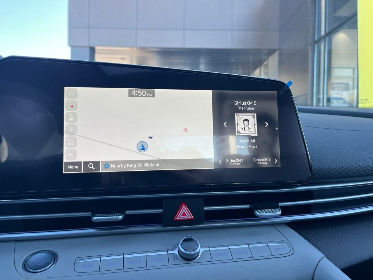 2026 Hyundai Elantra Hybrid Luxury Sedan w/Two-Tone Interior Photo