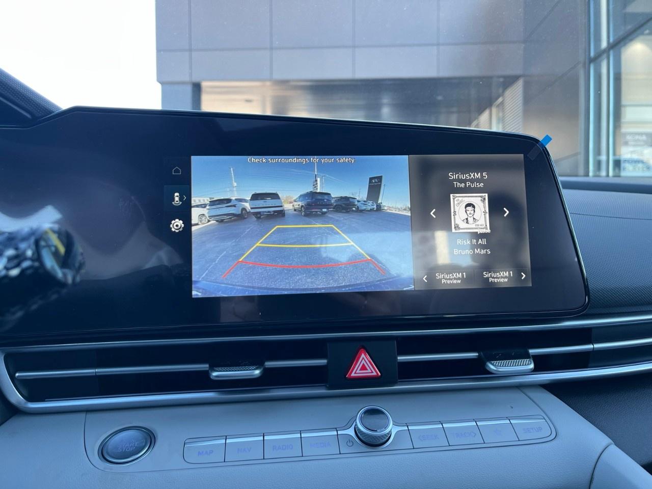 2026 Hyundai Elantra Hybrid Luxury Sedan w/Two-Tone Interior Photo