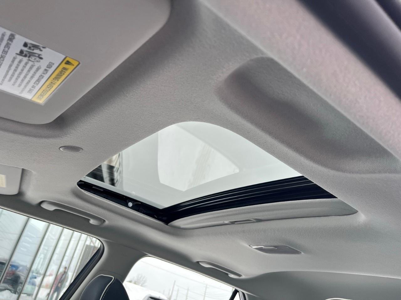 2026 Hyundai Venue Ultimate IVT w/Denim Interior Photo