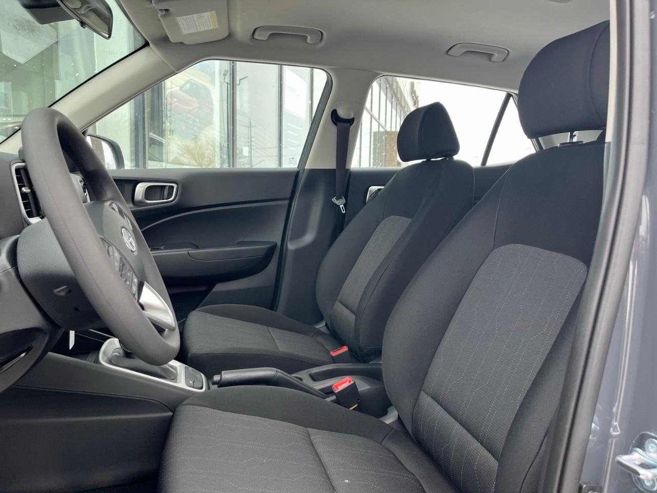 2026 Hyundai Venue Essential IVT Photo