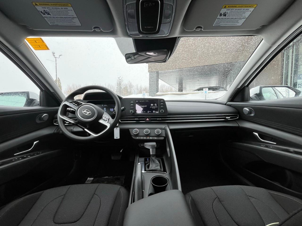 2026 Hyundai Elantra Essential IVT Photo