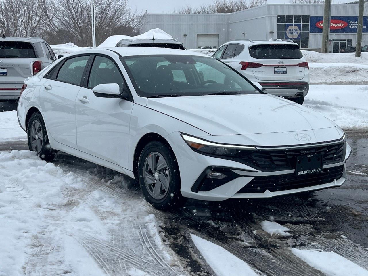 2026 Hyundai Elantra Essential IVT Photo