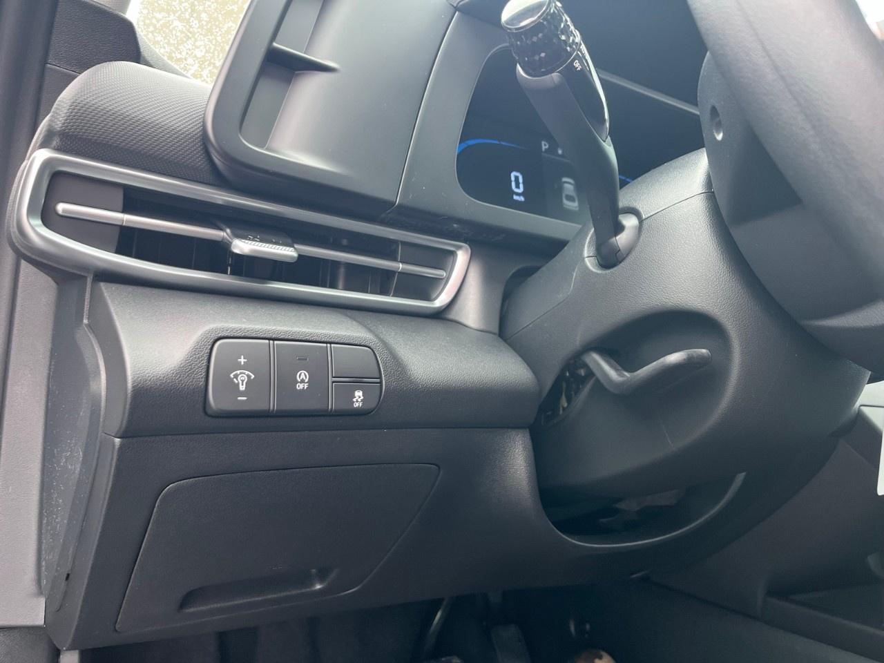 2026 Hyundai Elantra Essential IVT Photo