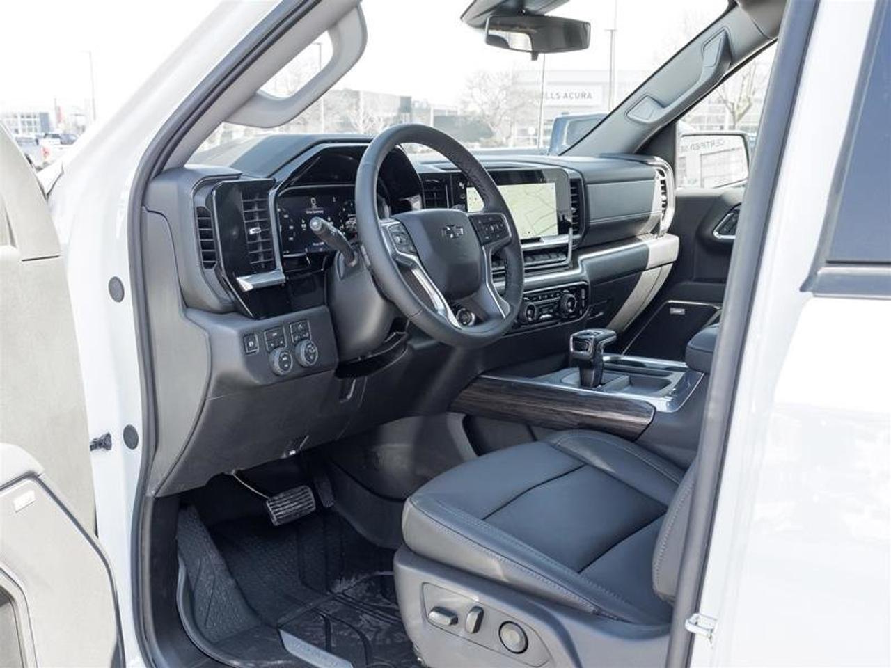 2026 Chevrolet Silverado 1500 RST Photo