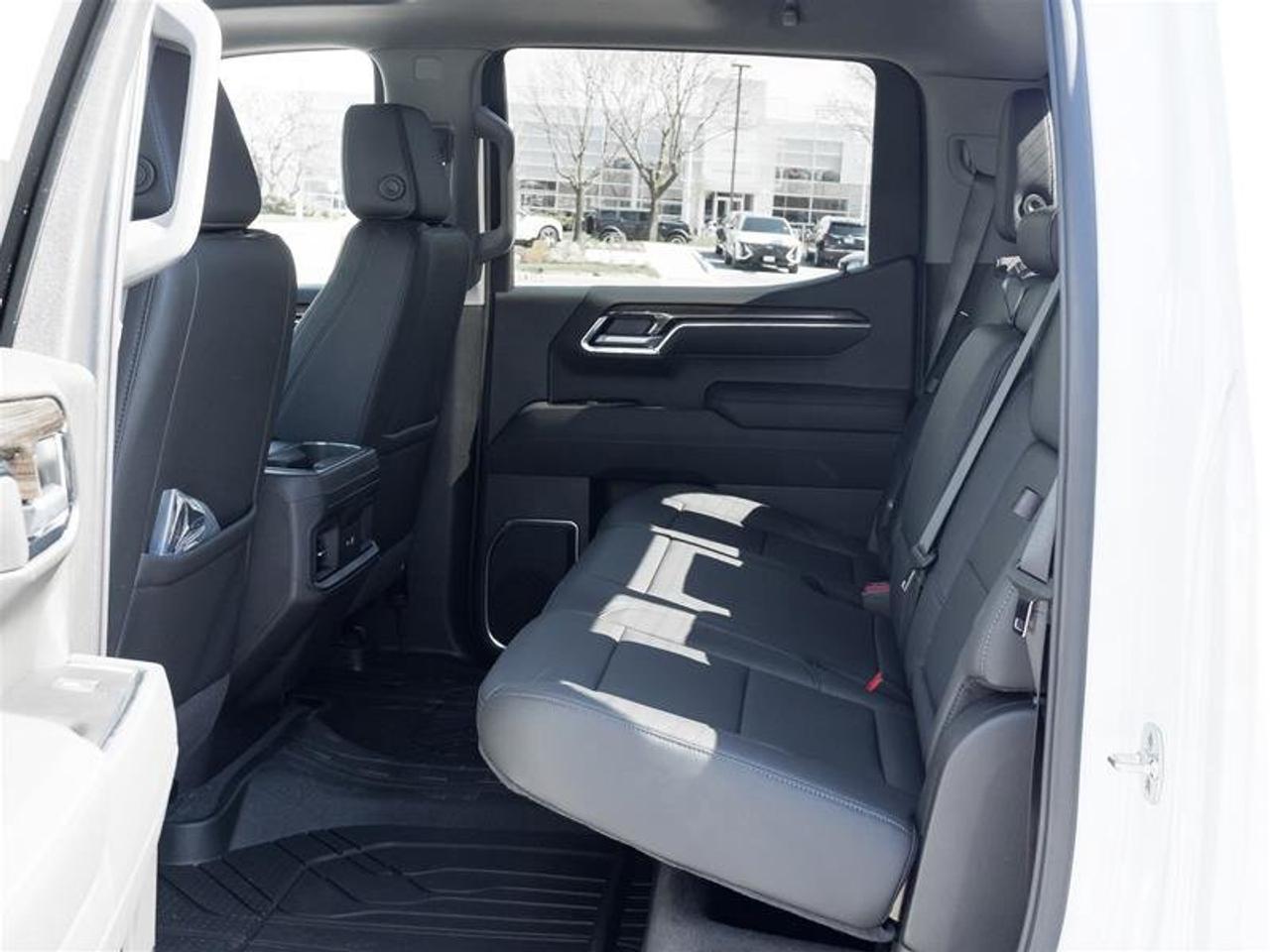 2026 Chevrolet Silverado 1500 RST Photo